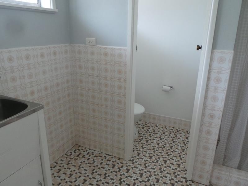 2/7 Fisher Road, Tamworth NSW 2340