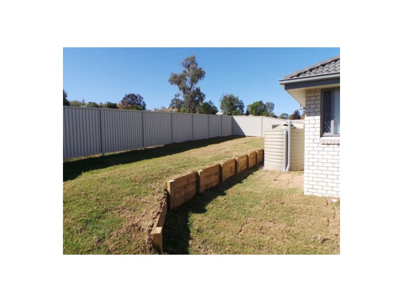 37 Tulipwood Street, Tamworth NSW 2340