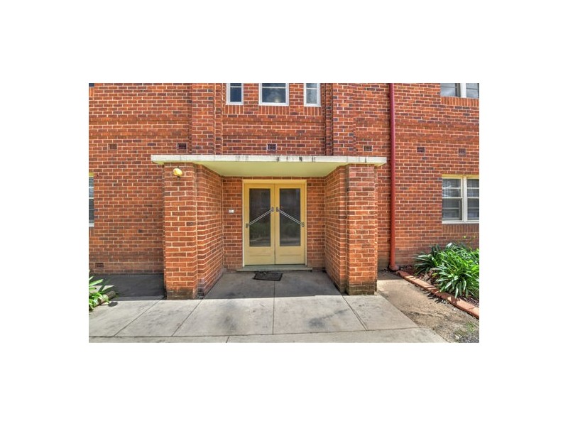 1/100 Belmore Street, Tamworth NSW 2340
