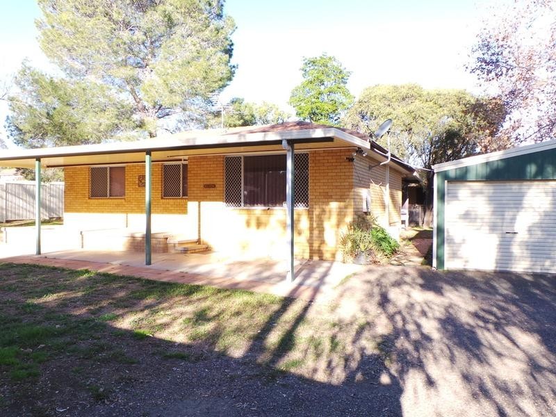 22 Joseph Brown Place, Tamworth NSW 2340