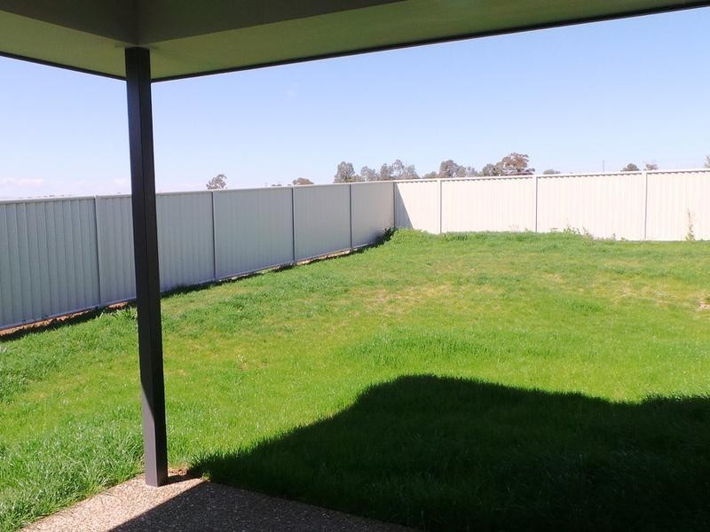 22 Drakeford Street, Tamworth NSW 2340