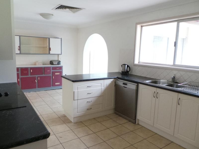 1 Campbell Road, Tamworth NSW 2340