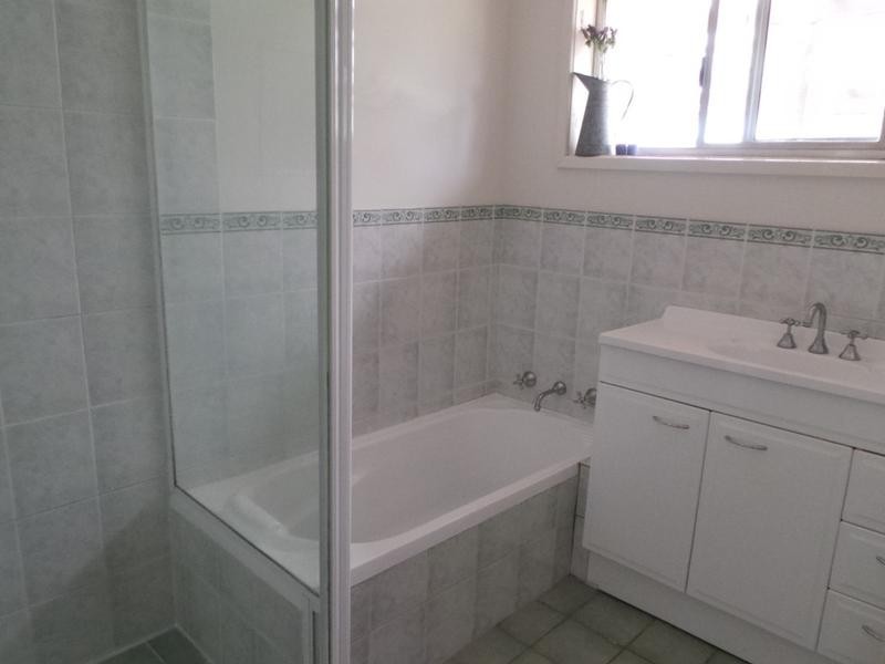 1 Campbell Road, Tamworth NSW 2340