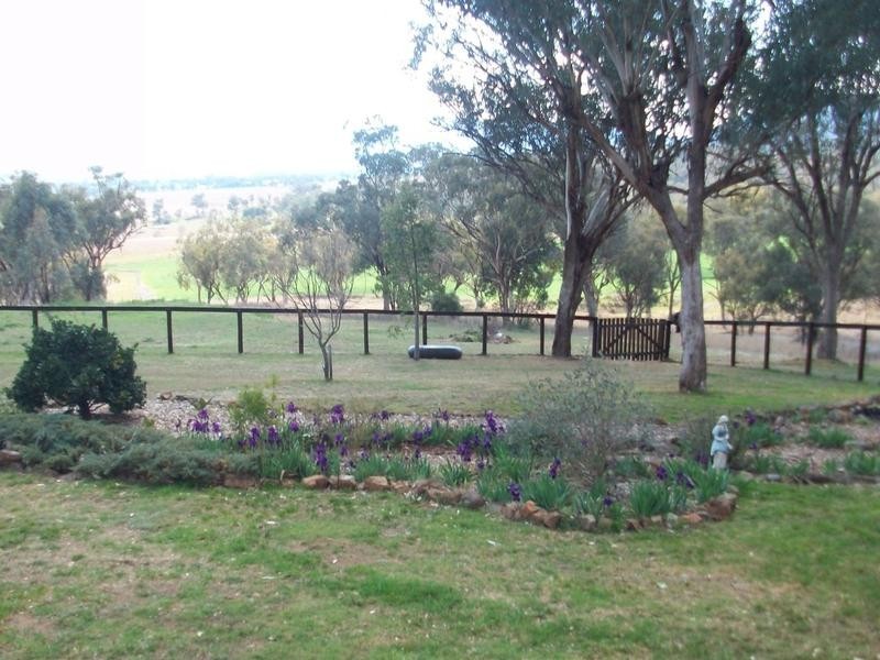 49 Woodside Chase, Tamworth NSW 2340