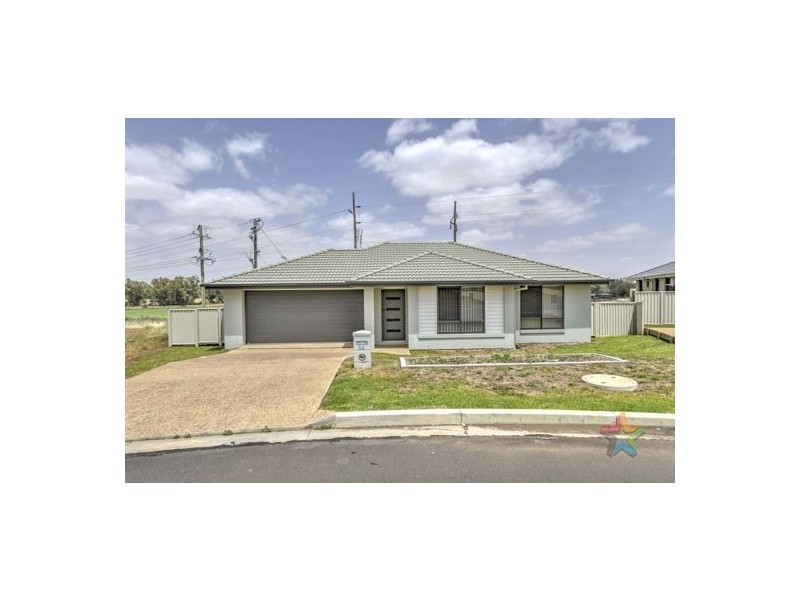 34 Tulipwood Cresent, Tamworth NSW 2340