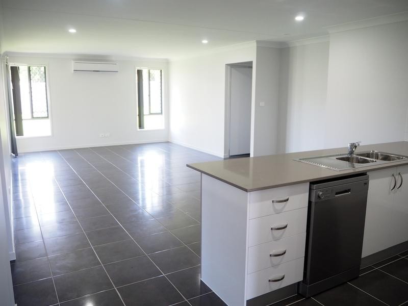 45 Tulipwood Cresent, Tamworth NSW 2340