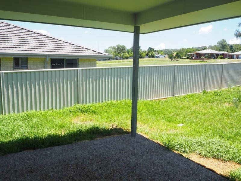 45 Tulipwood Cresent, Tamworth NSW 2340