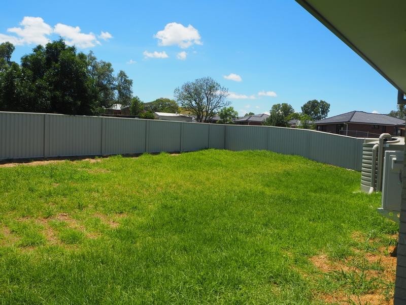 45 Tulipwood Cresent, Tamworth NSW 2340