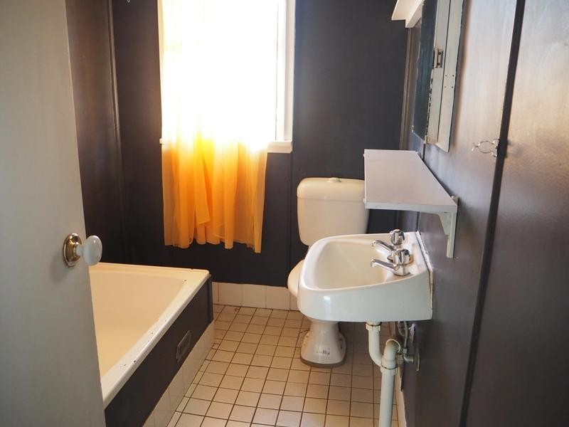 17 Mountview Crescent, Tamworth NSW 2340