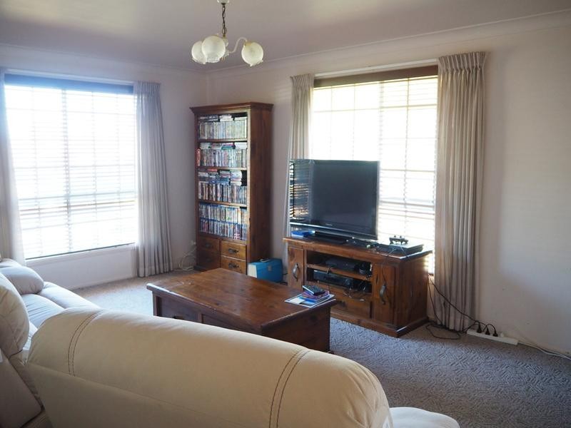 12 Mayne Drive, Tamworth NSW 2340