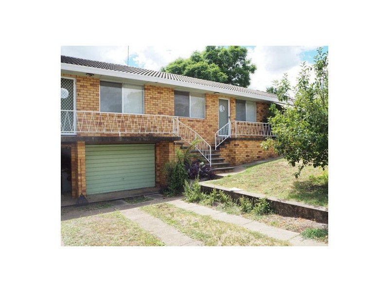 2/167 Carthage Street, Tamworth NSW 2340
