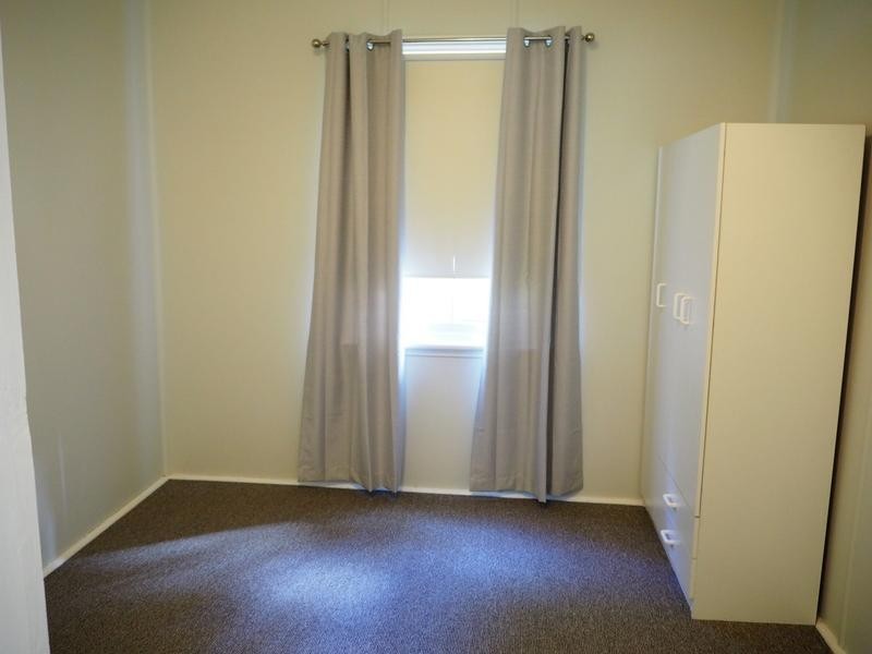 2/27 Napier Street, Tamworth NSW 2340