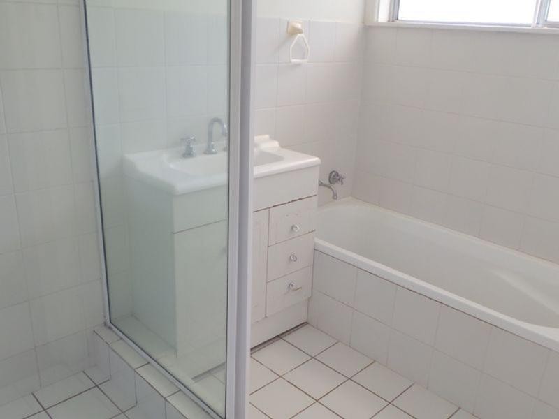 4 Burnside Avenue, Tamworth NSW 2340