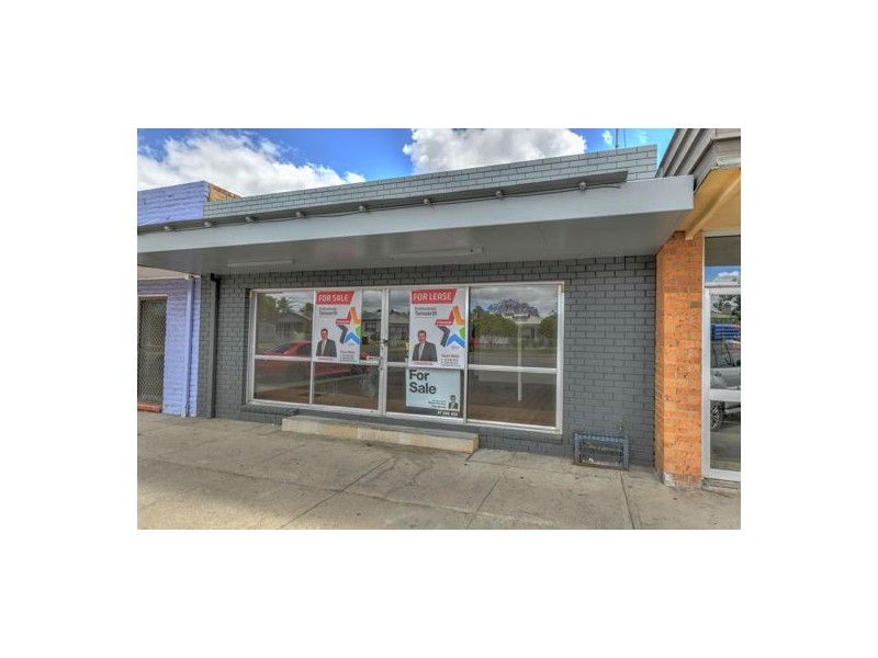 74 Robert Street, Tamworth NSW 2340