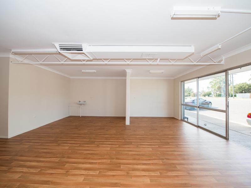 74 Robert Street, Tamworth NSW 2340