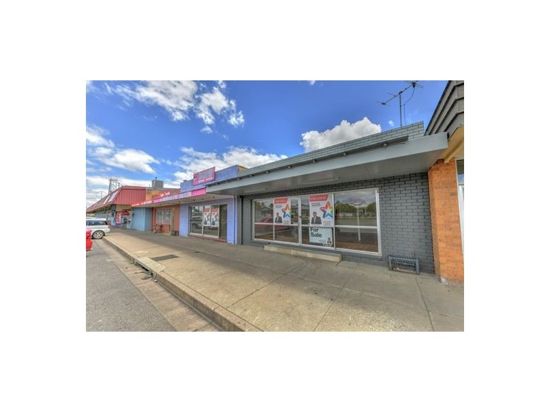 74 Robert Street, Tamworth NSW 2340