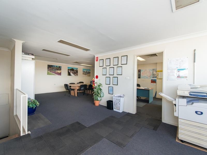 14-18 Avro Street, Tamworth NSW 2340