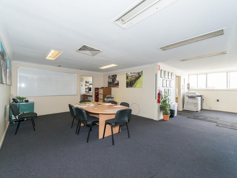 14-18 Avro Street, Tamworth NSW 2340