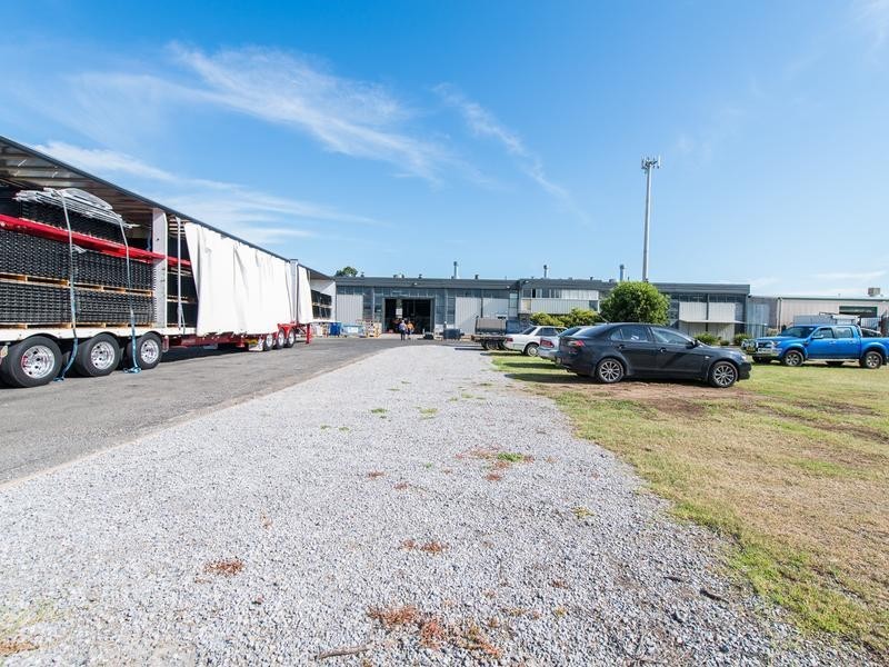 14-18 Avro Street, Tamworth NSW 2340
