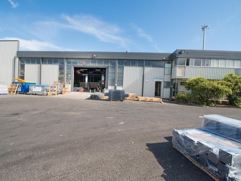 14-18 Avro Street, Tamworth NSW 2340