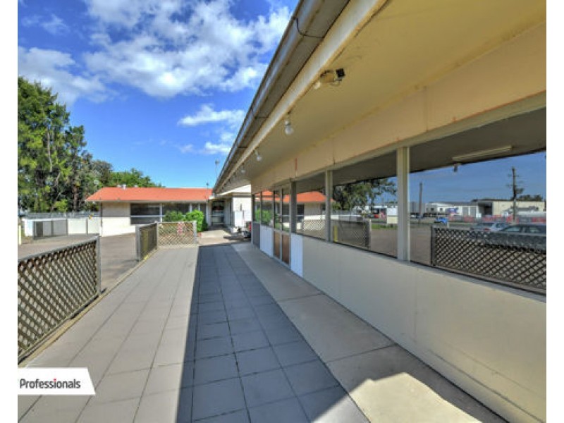 Shop 1 500 New England Highway, Nemingha NSW 2340