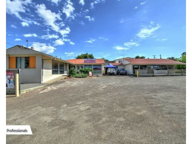 Shop 1 500 New England Highway, Nemingha NSW 2340