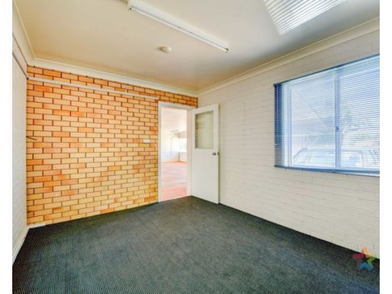 Shop 1 500 New England Highway, Nemingha NSW 2340