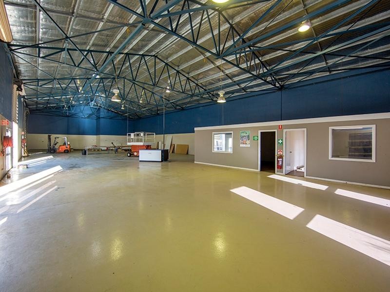 60 Dampier Street, Tamworth NSW 2340