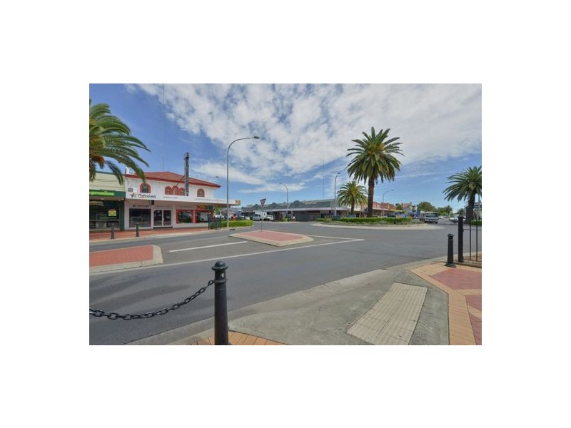 1&2 / 239 Peel Street, Tamworth NSW 2340