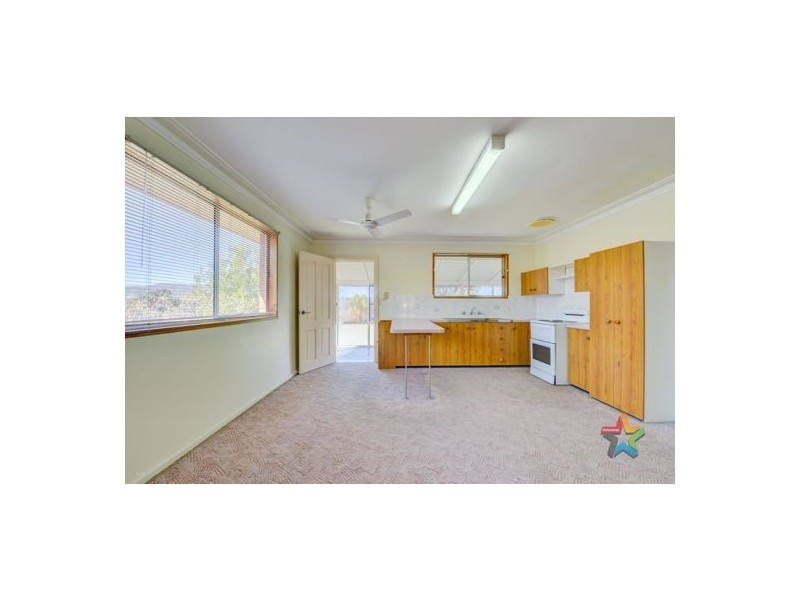 13 Grant Street, Tamworth NSW 2340