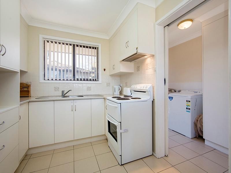 2/4 Woodstock Street, Tamworth NSW 2340