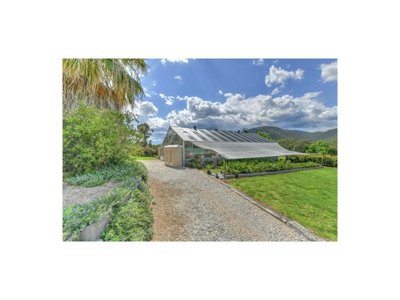 124 Elizabeth Drive, Tamworth NSW 2340