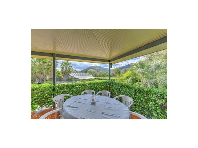 124 Elizabeth Drive, Tamworth NSW 2340