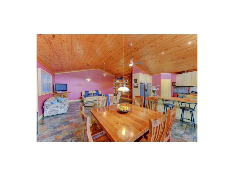 124 Elizabeth Drive, Tamworth NSW 2340