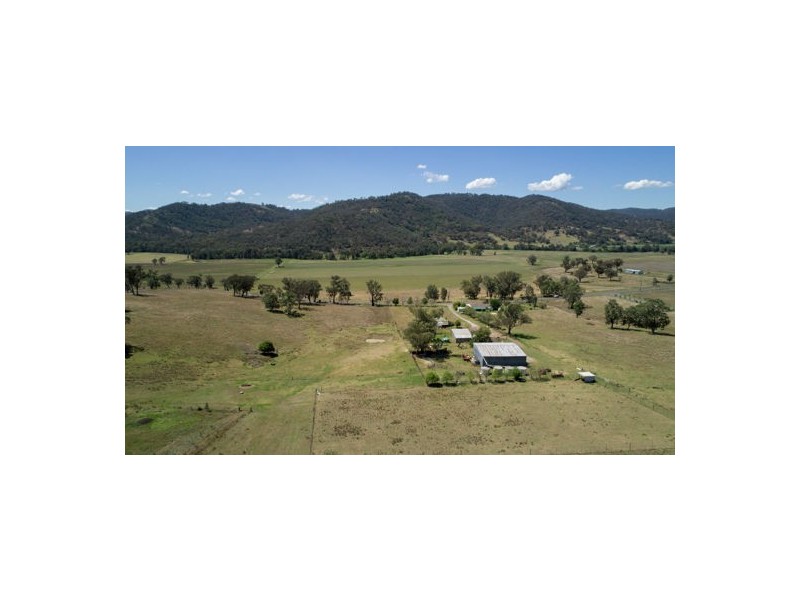 ‘Elwyn’ 2722 Duri-Dungowan Road, Tamworth NSW 2340