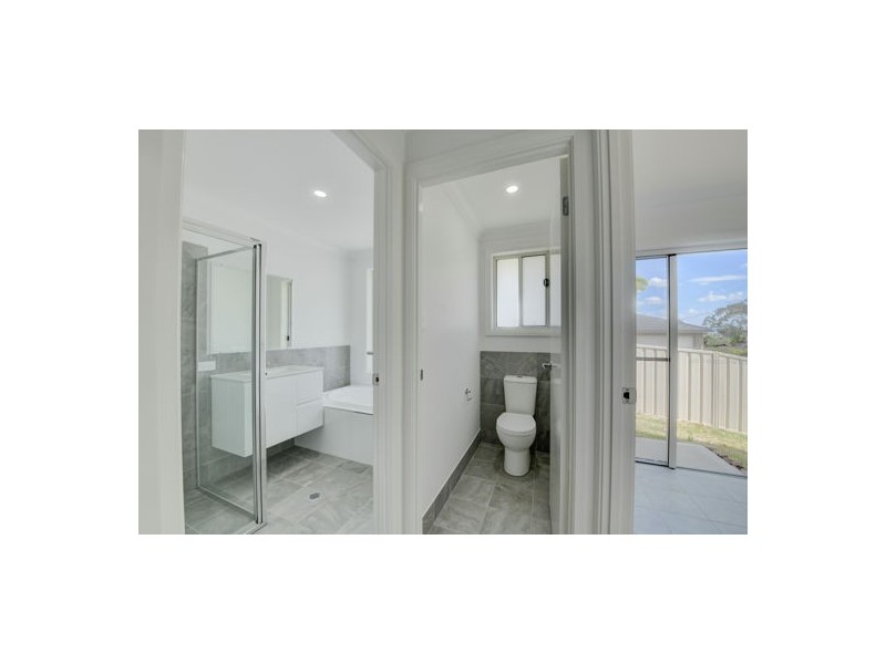 1 Scarborough Close, Tamworth NSW 2340