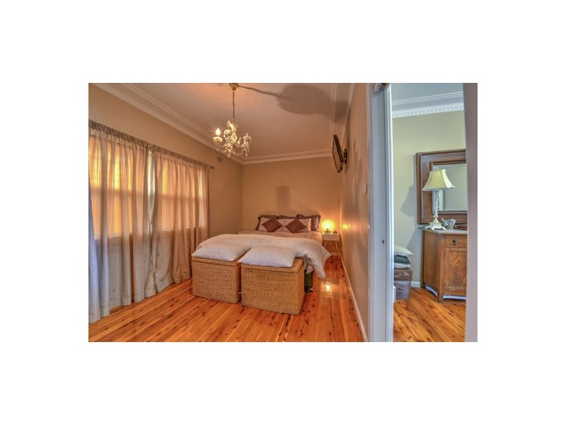 130 Fitzroy Street, Tamworth NSW 2340