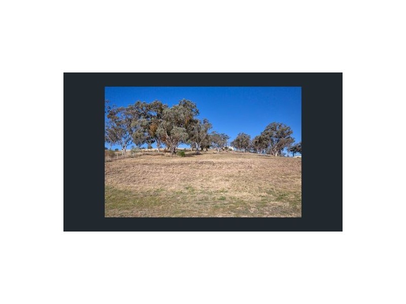 42 Flagstaff Road, Tamworth NSW 2340