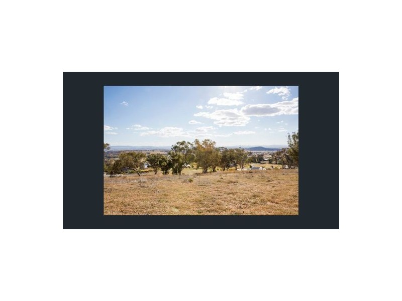 42 Flagstaff Road, Tamworth NSW 2340