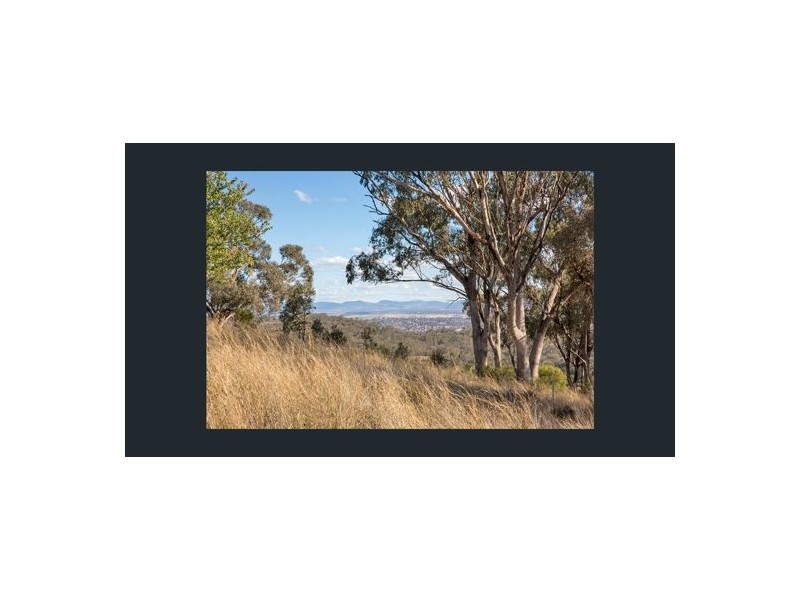 42 Flagstaff Road, Tamworth NSW 2340