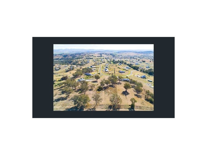 42 Flagstaff Road, Tamworth NSW 2340