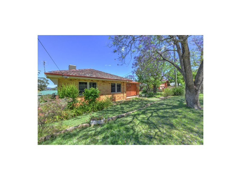 1 Hawthorne Avenue, Tamworth NSW 2340