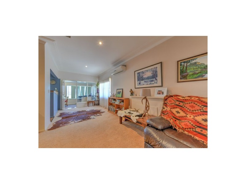 1 Hawthorne Avenue, Tamworth NSW 2340