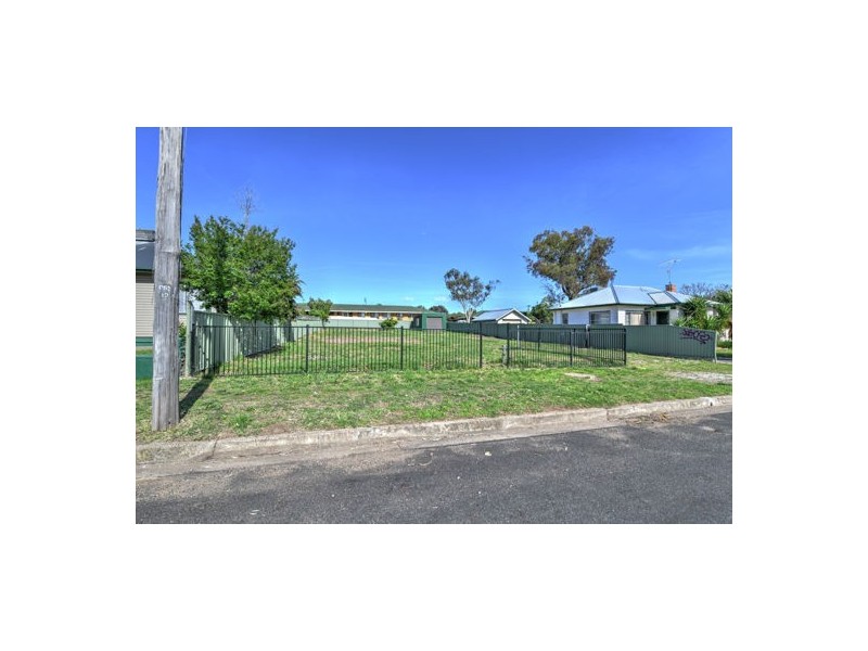 8 Melrose Street, Tamworth NSW 2340
