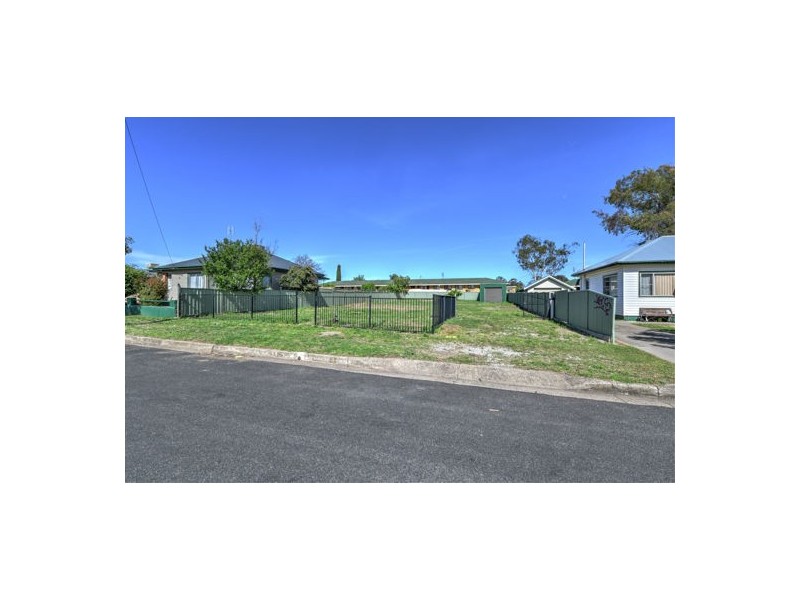 8 Melrose Street, Tamworth NSW 2340