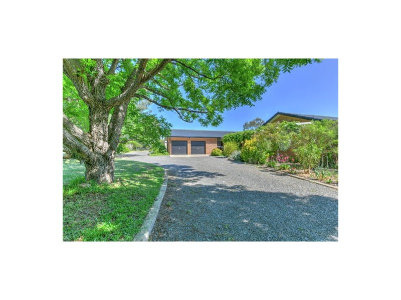 55 Kingswood Drive, Tamworth NSW 2340