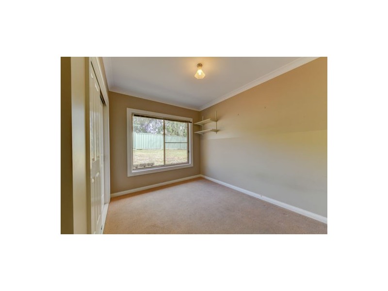 42 Campbell Road, Tamworth NSW 2340