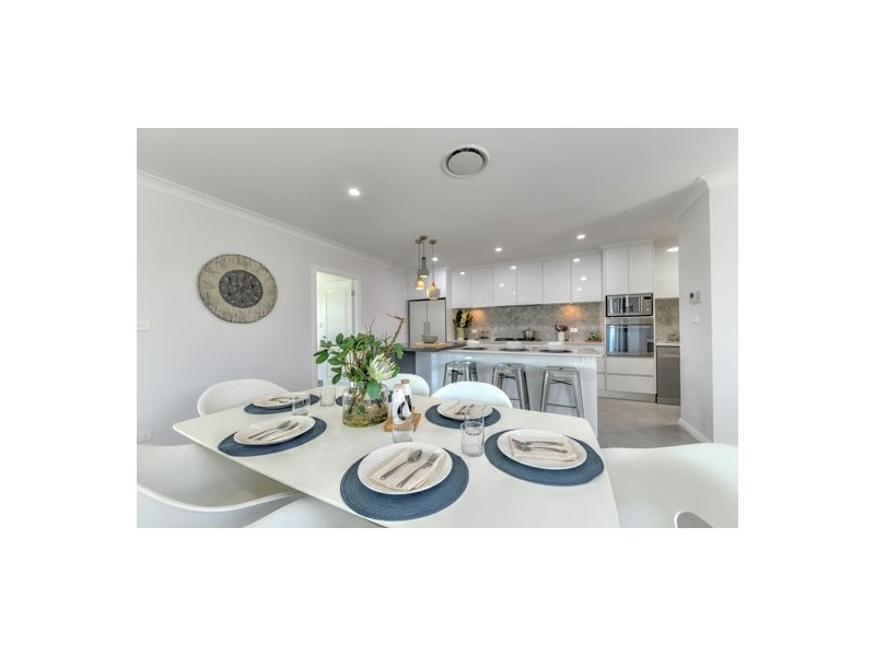 21 Simmental Way, Tamworth NSW 2340