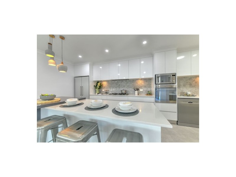 21 Simmental Way, Tamworth NSW 2340