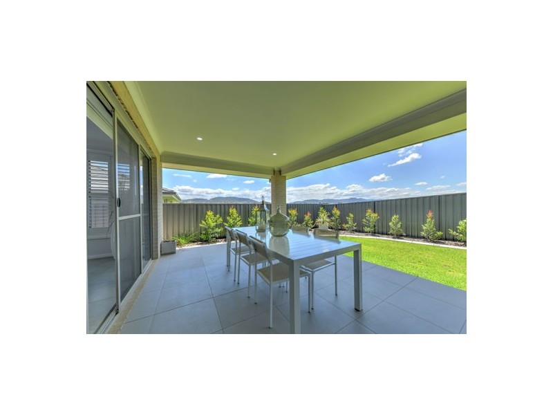 21 Simmental Way, Tamworth NSW 2340